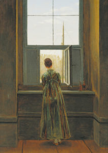 Tableau montrant une femme de dos dans l'embrasure d'une fenêtre.